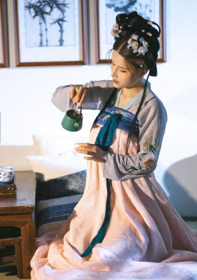 欧美厕所野战_HD电影免费在线