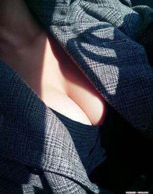 欧美大牌服装批发_超清影视在线观看